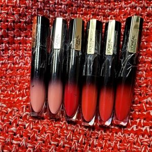 Liquid lipsticks